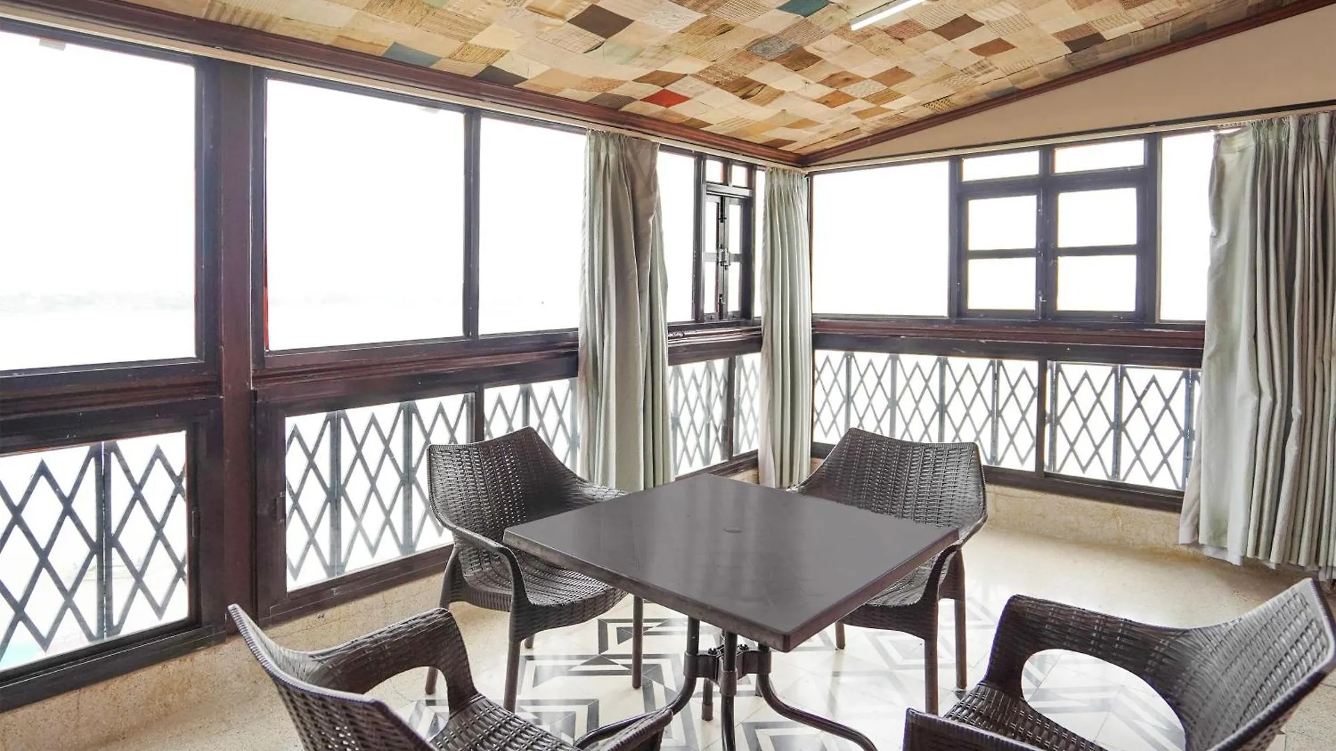 Palette Heritage Scindia Ghat Βαρανάσι 0*,  Ινδία
