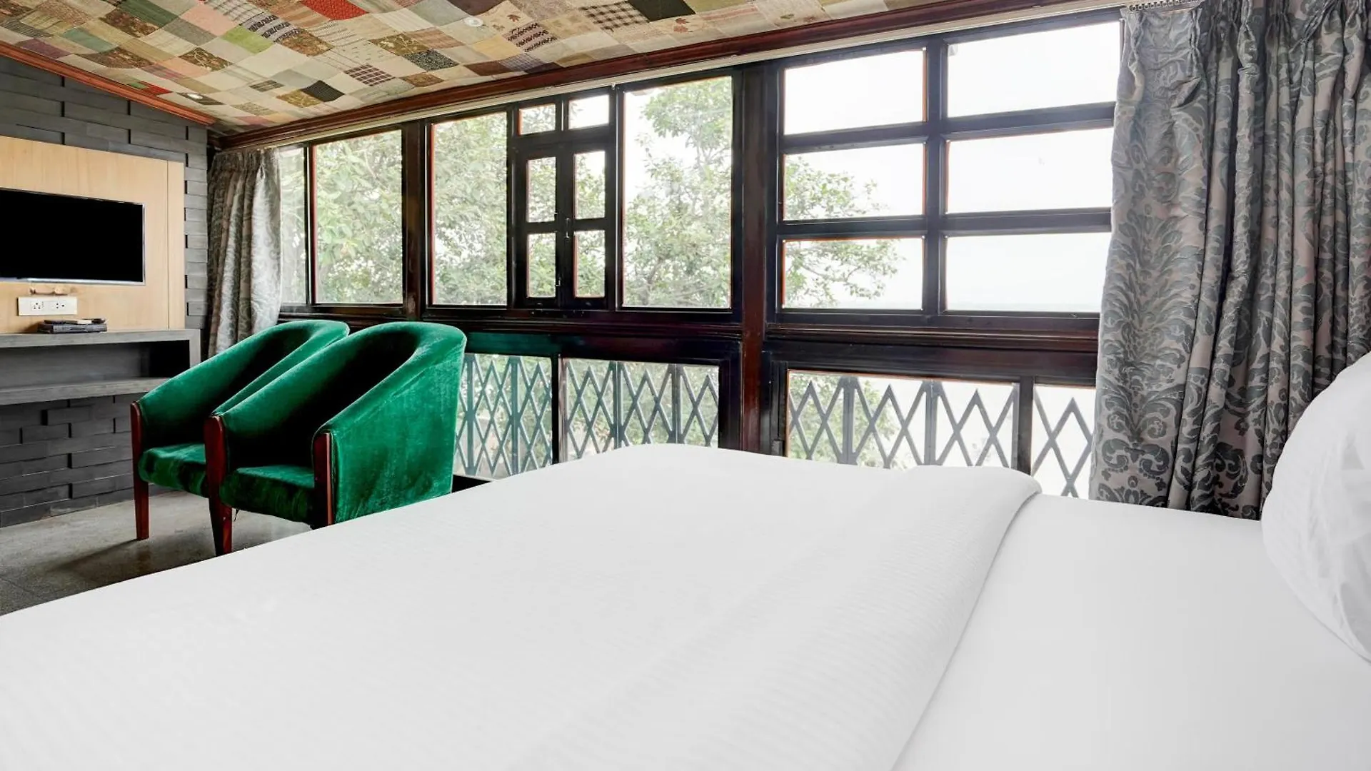 Palette Heritage Scindia Ghat バラナシ